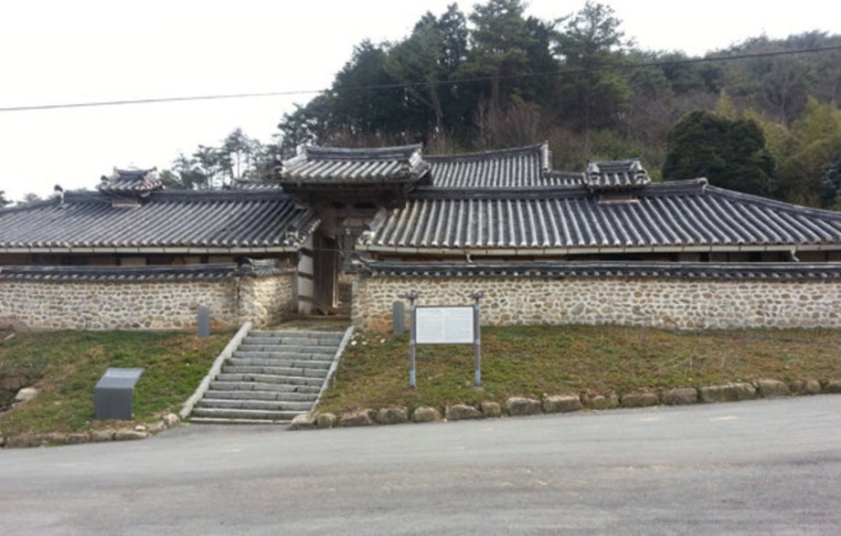 남포윤씨 추원당